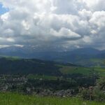 Blick über Teufen und den wolkenverhangenen Säntis